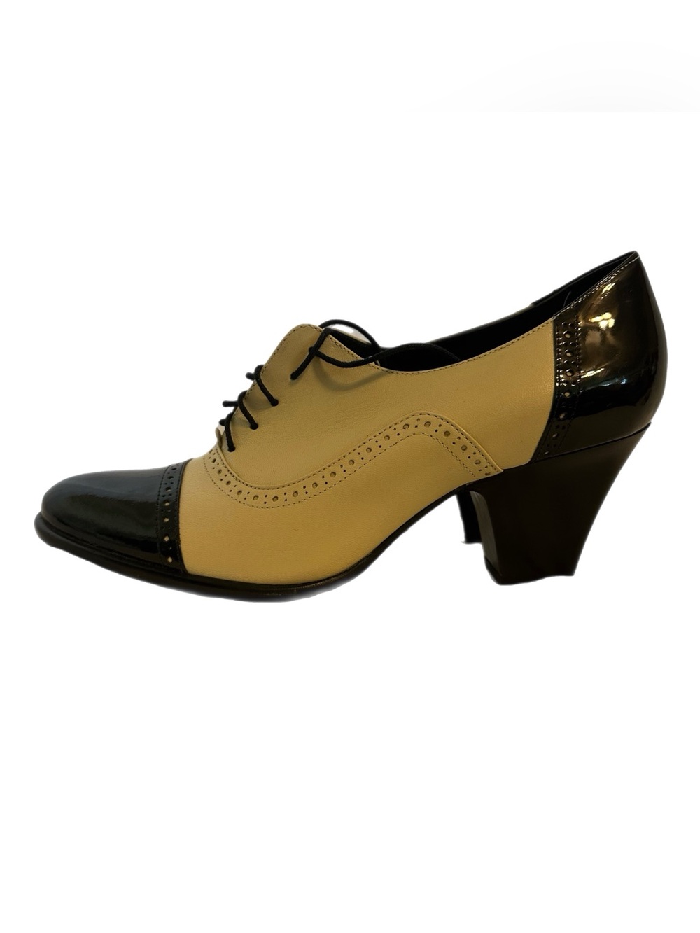 Via Spiga Two-Tone Lace-Up Oxford Bootie in Cream and Black
